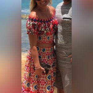 L'ATISTE Multicolor Two Piece Floral Matching Set